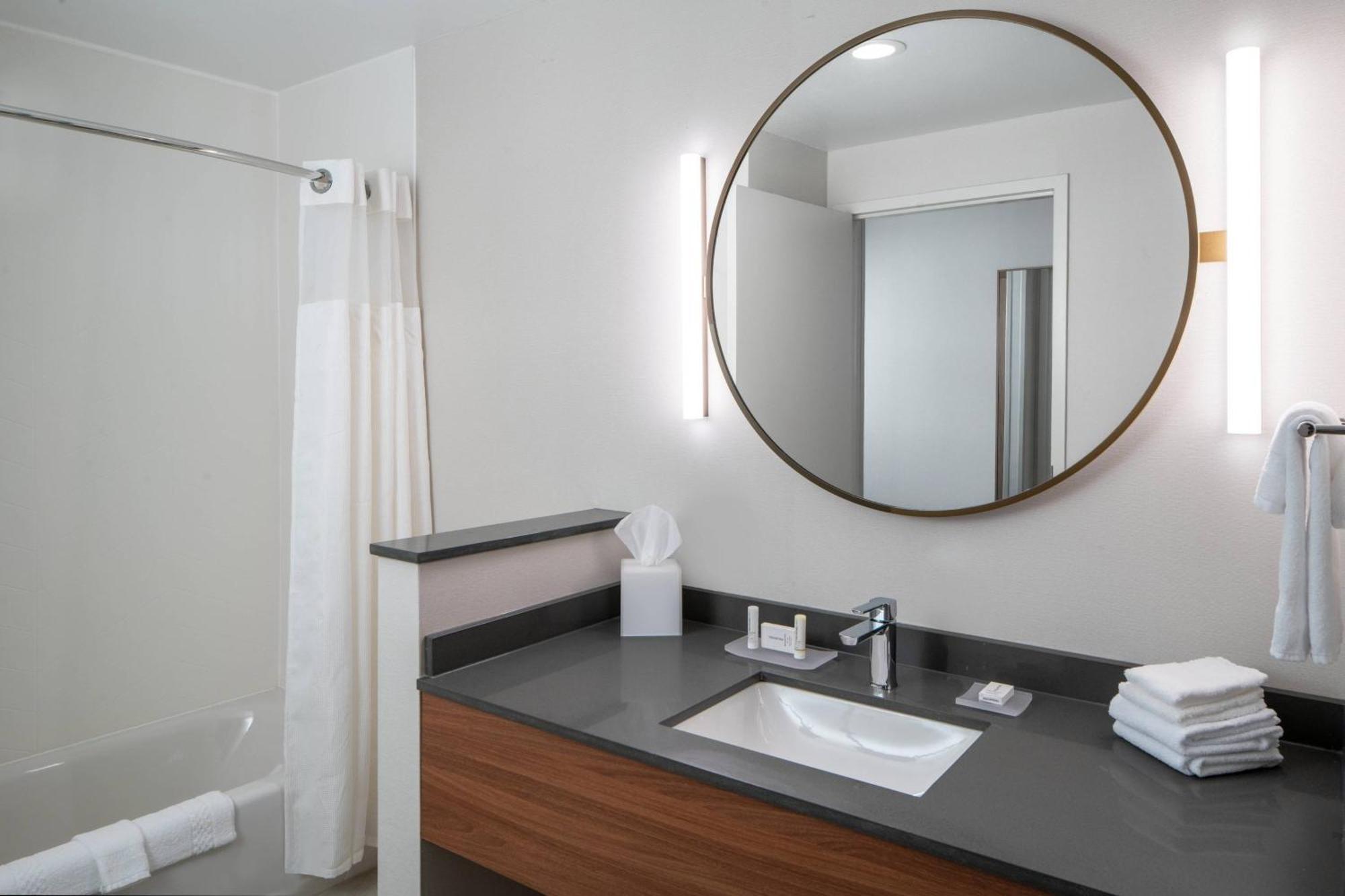 Fairfield By Marriott Inn & Suites Pensacola Pine Forest Esterno foto