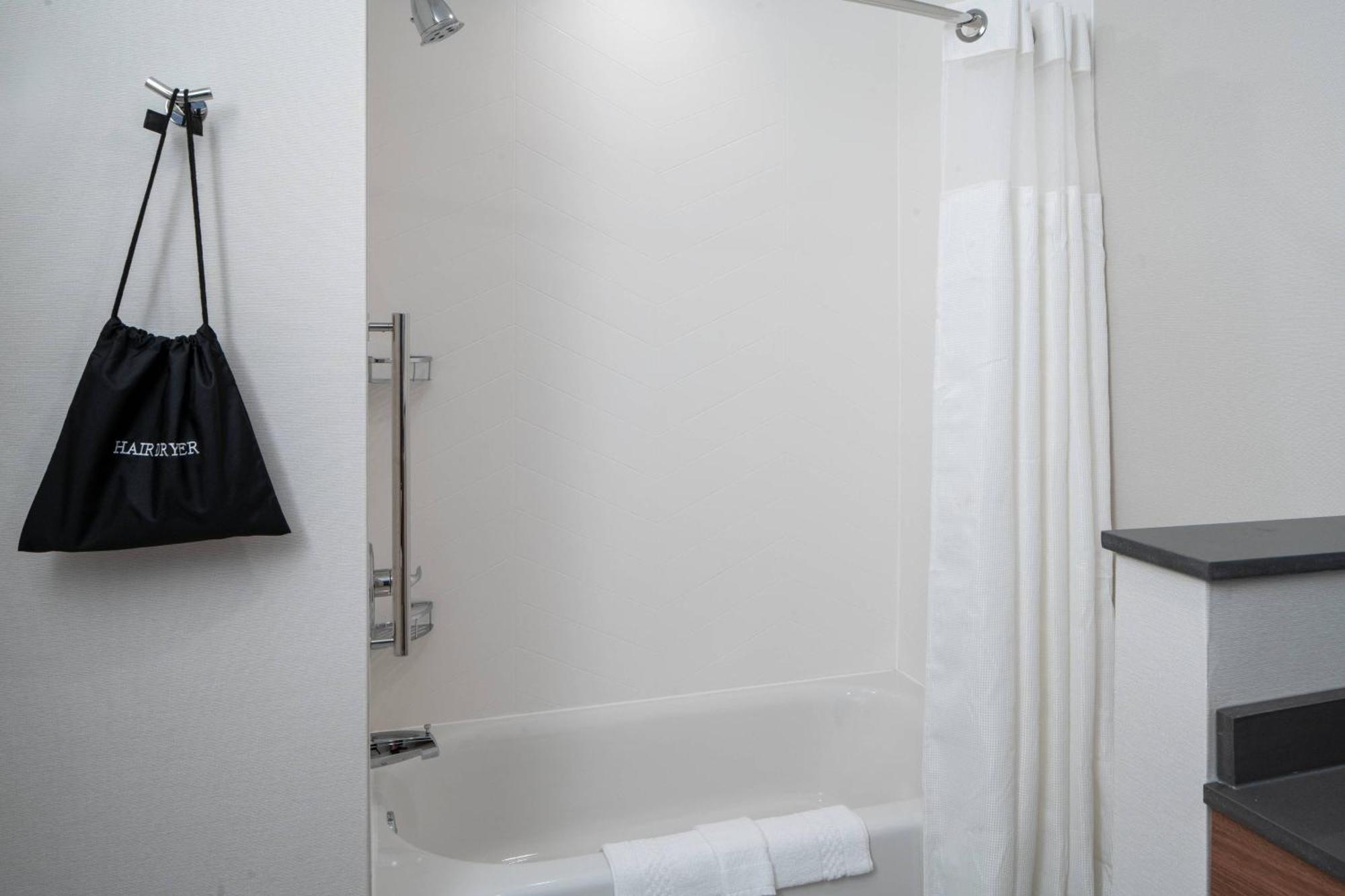 Fairfield By Marriott Inn & Suites Pensacola Pine Forest Esterno foto